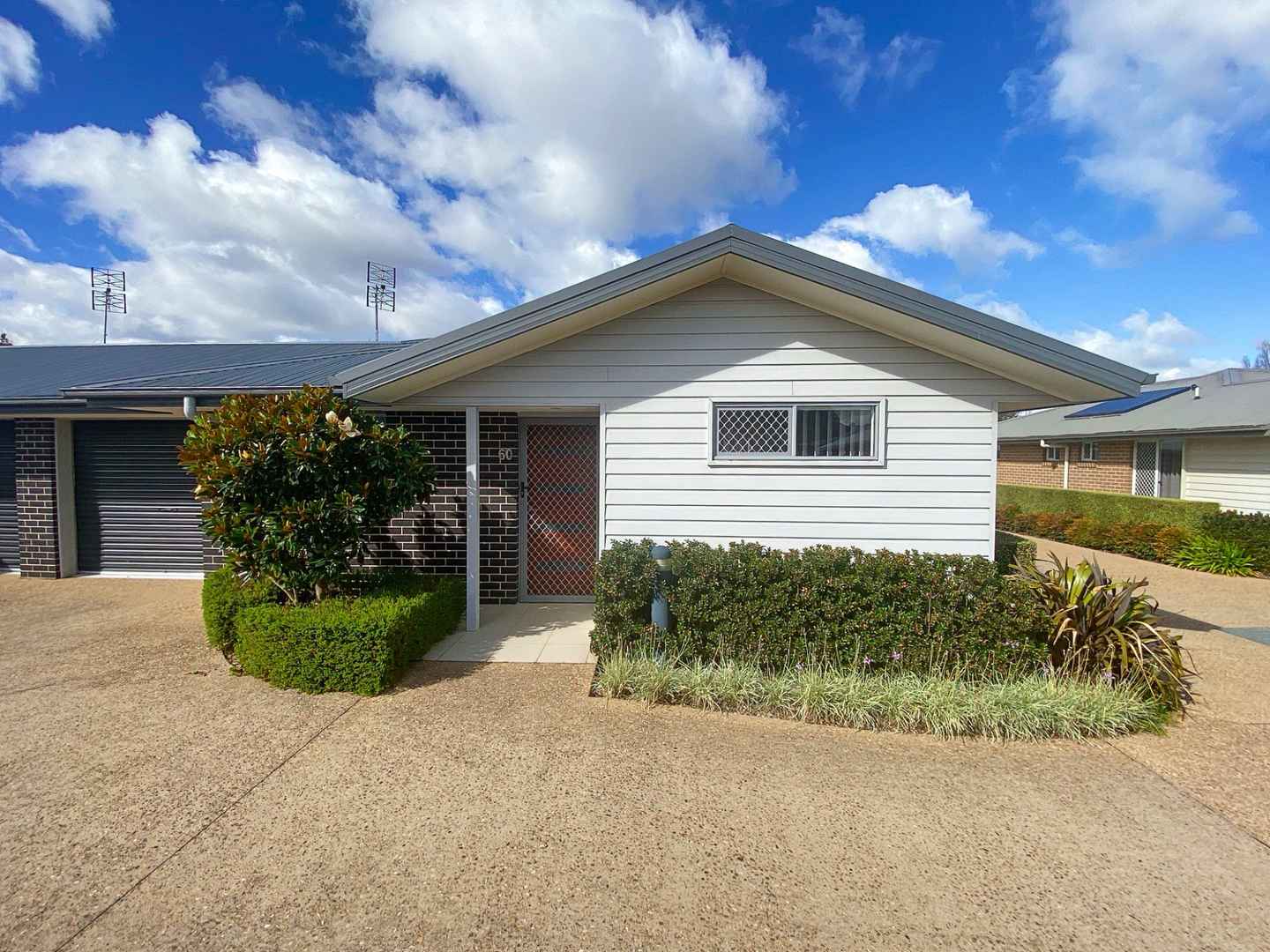 Villa 60 |2 bed, 1 bath + Powder & Garage - Oak Tree Retirement Village Orange