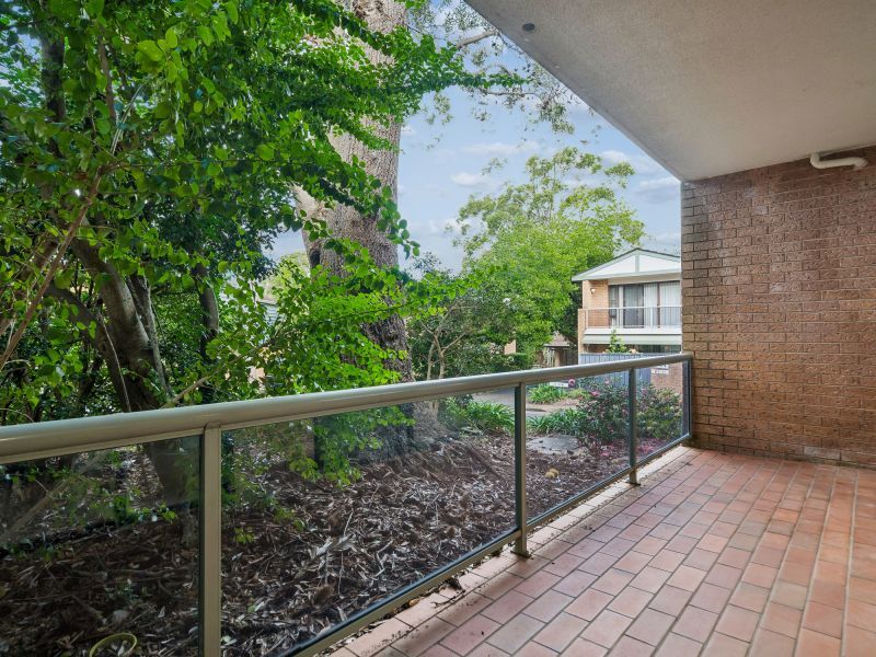 A Peaceful Villa Steps From the Community