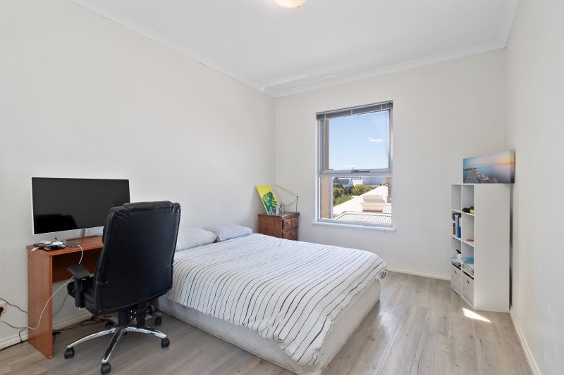 Central Living & Resort Style!