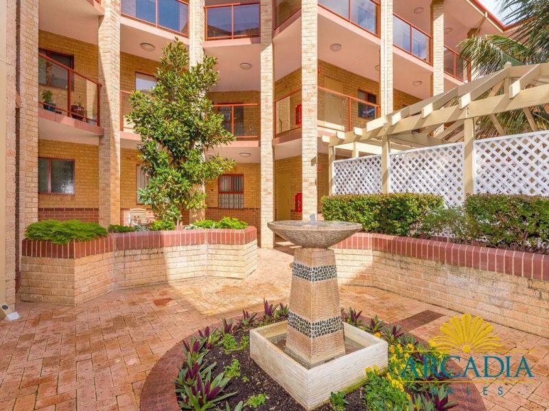 ARCADIA WATERS BICTON - Ground Floor Stunner