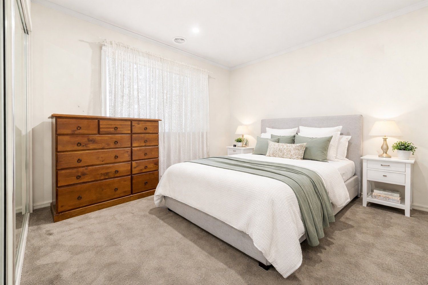 Lifestyle Communities Officer - A huge hobby room in your own backyard