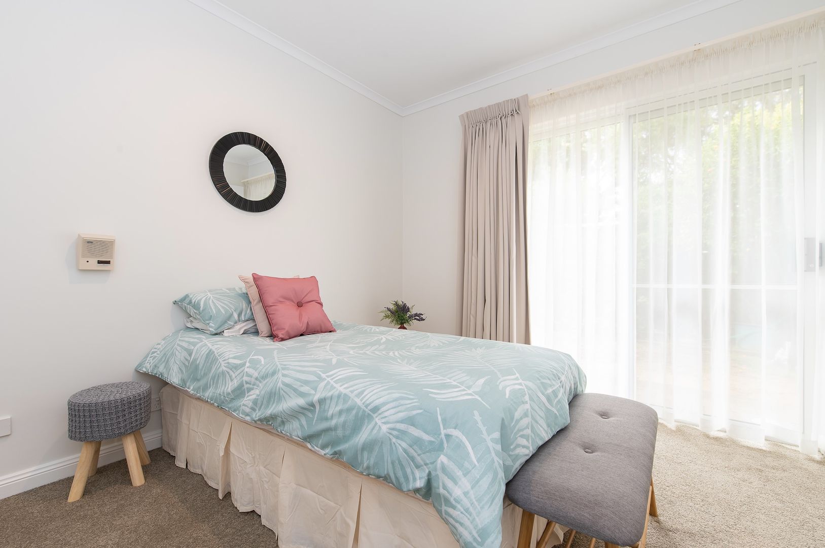 Spacious Serviced Apartment 