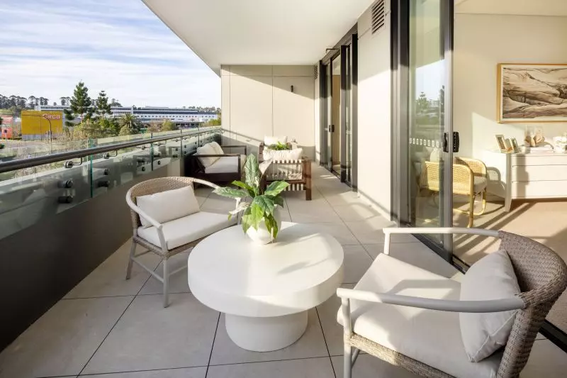 Luxe open-plan 1-bedroom apartment