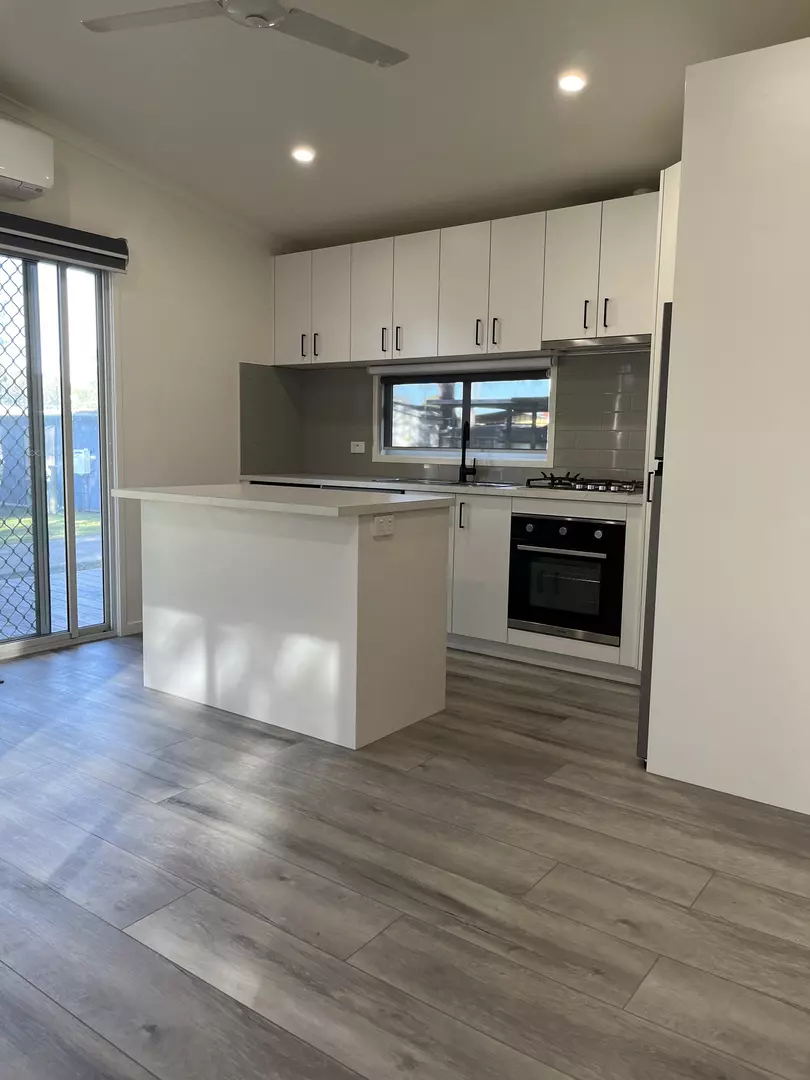 Paynesville Holiday Park - New Two Bedroom Home