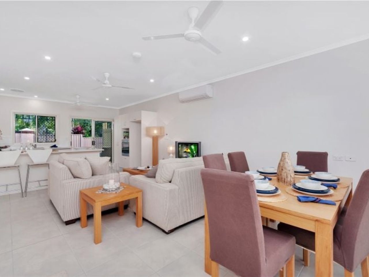 Two bedroom villa in quiet cul-de-sac