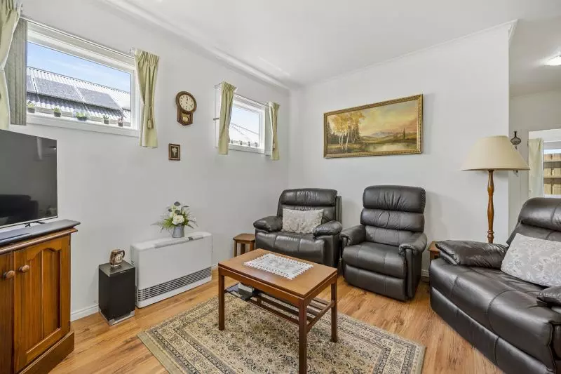 Welcome to Your Ideal Home –Comfort and Convenience!