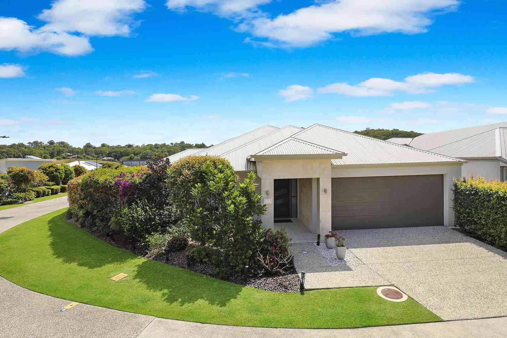 Easy-Care Living in Comfort & Style - V33 Halcyon Lakeside