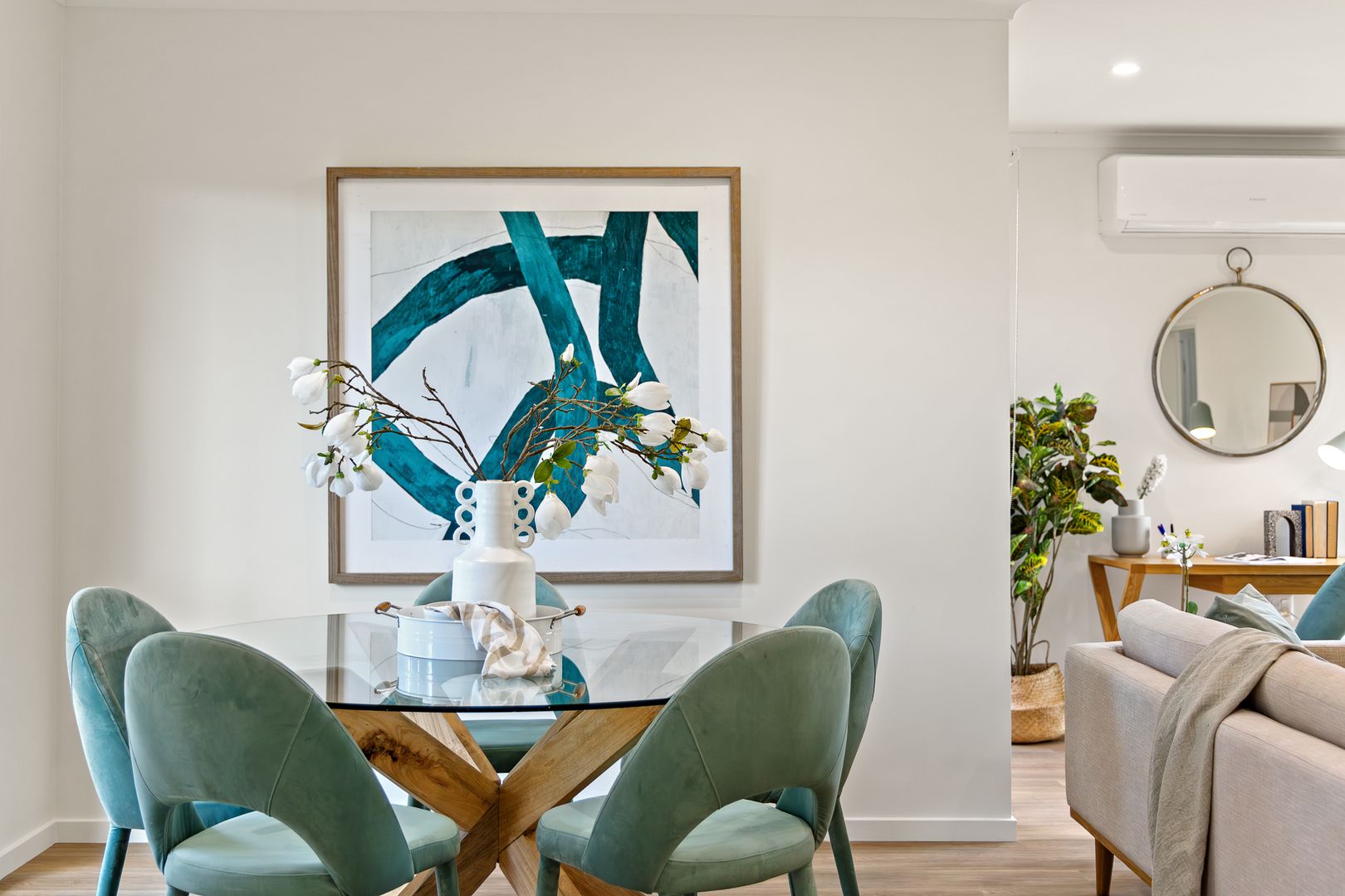 So close to everything, perfect 2 bed villa home!