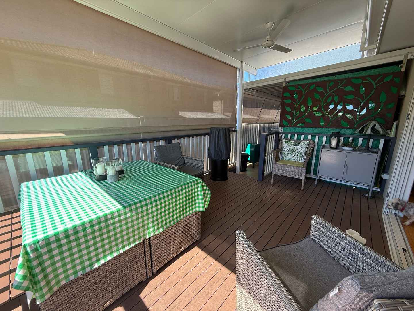 PRIME POSITION,  LONG DRIVEWAY, OPEN PLAN LIVING - Over 50's Lifestyle Living Complex.