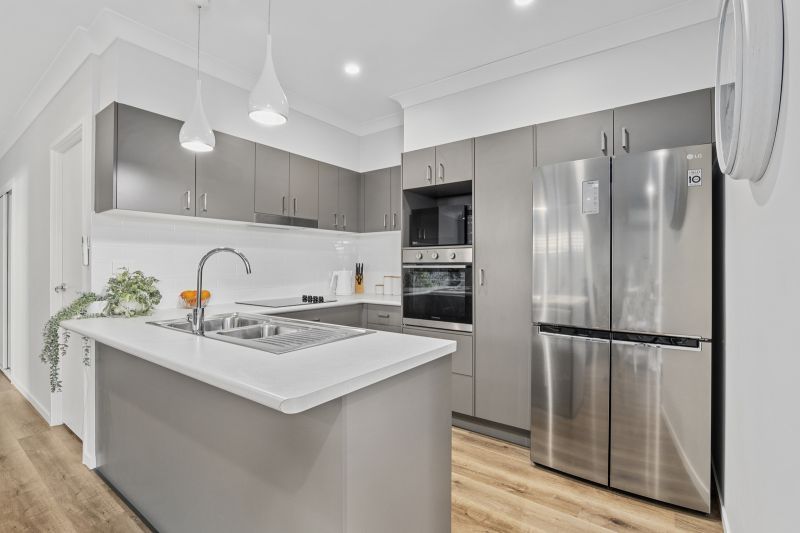 Modern Comfort with Tranquil Bushland Outlook