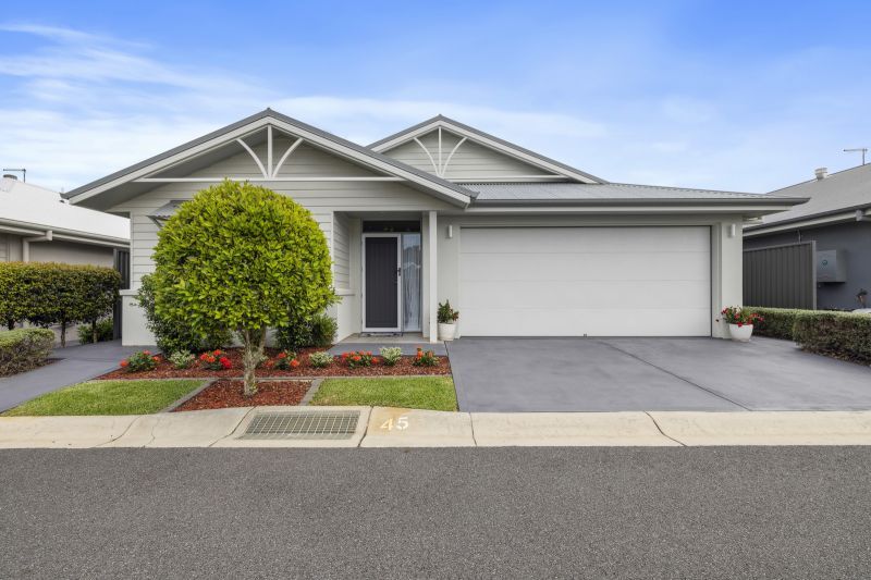 Charming Home – Beautifully Presented!