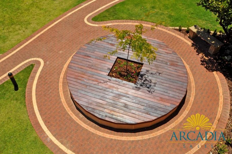 Arcadia Waters Bicton - Views, Views & More Views...