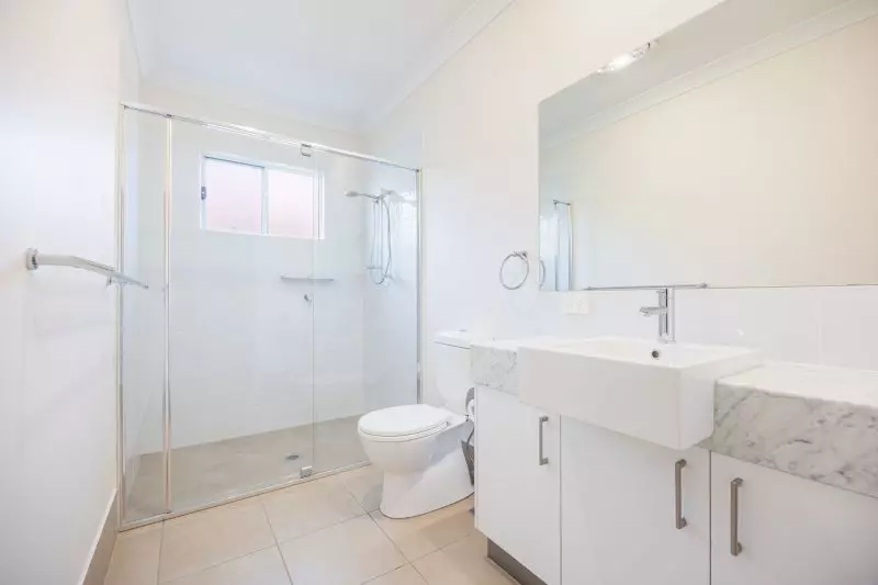 Practical Modern Living with Everyday Comforts