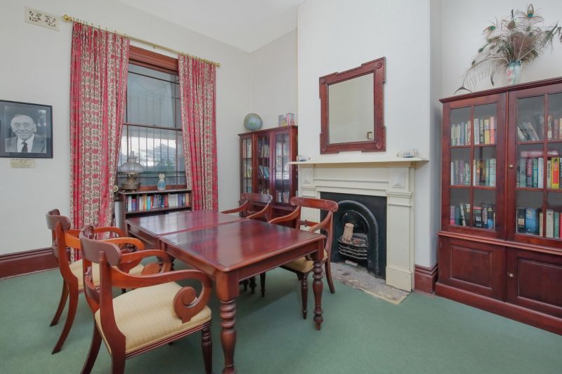 VENDORS KEEN TO SELL