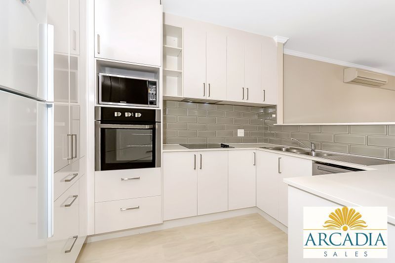 ARCADIA WATERS SWANBOURNE - 3 Bedroom 2 Bathroom Sensation