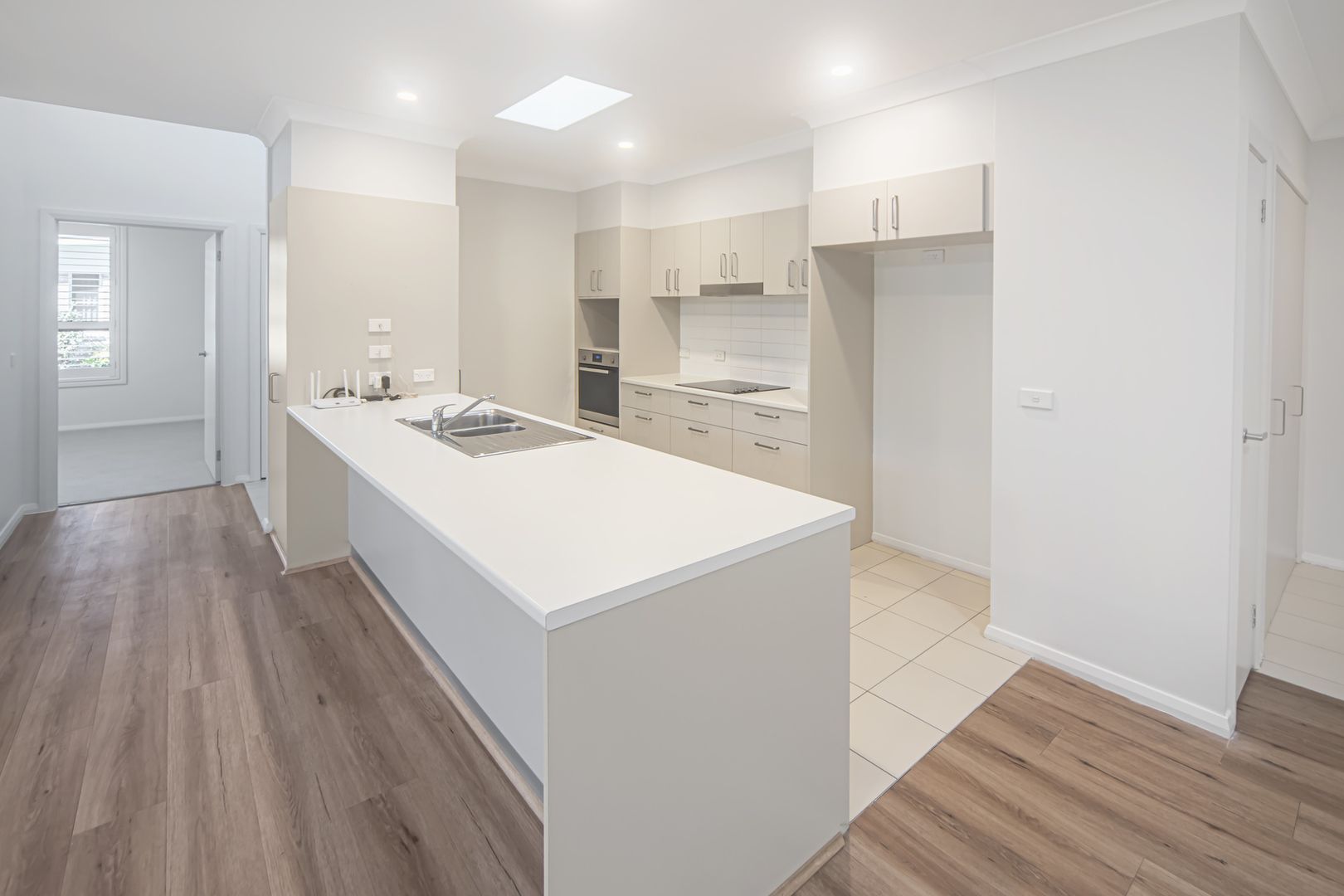 Coastal charm with flexible living and tranquil surrounds