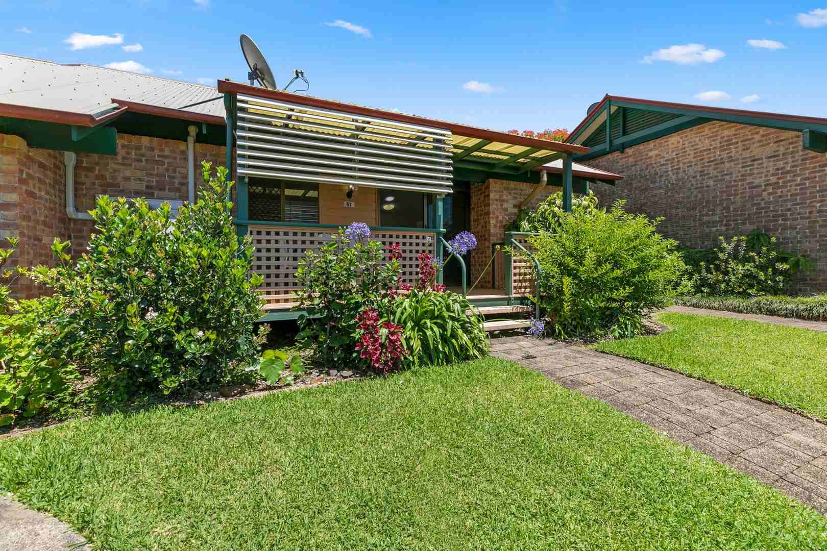 2-bedroom villa within walking distance to the community centre