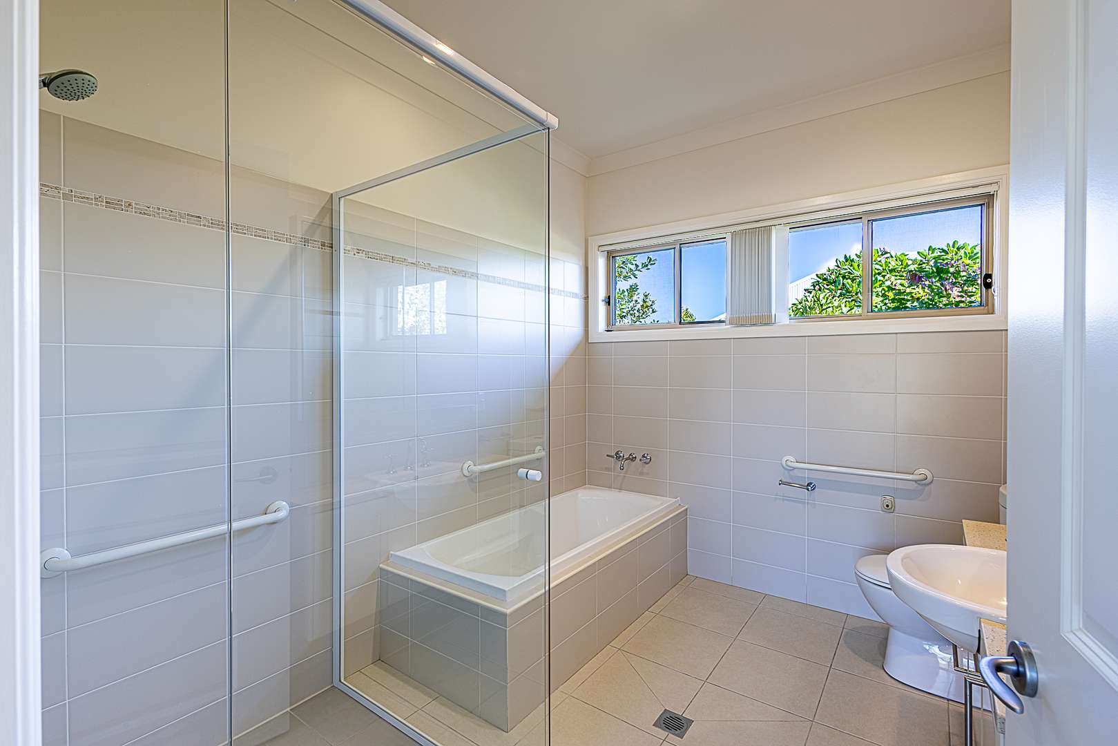 Monet A- by Palm Lake Resort Tea Gardens