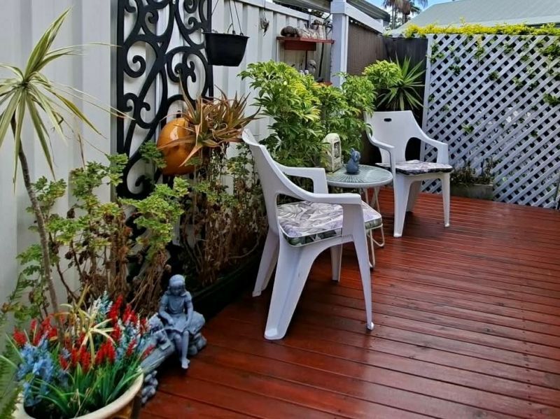 Coastal Gem with effortless living.