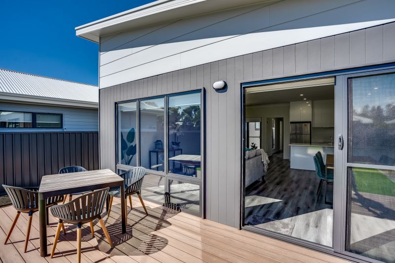 Waterfront 3-bedroom home, Altair Design