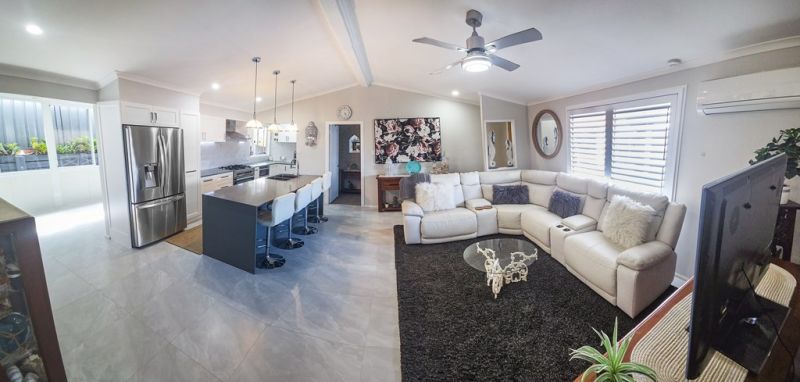 Refined Coastal Living