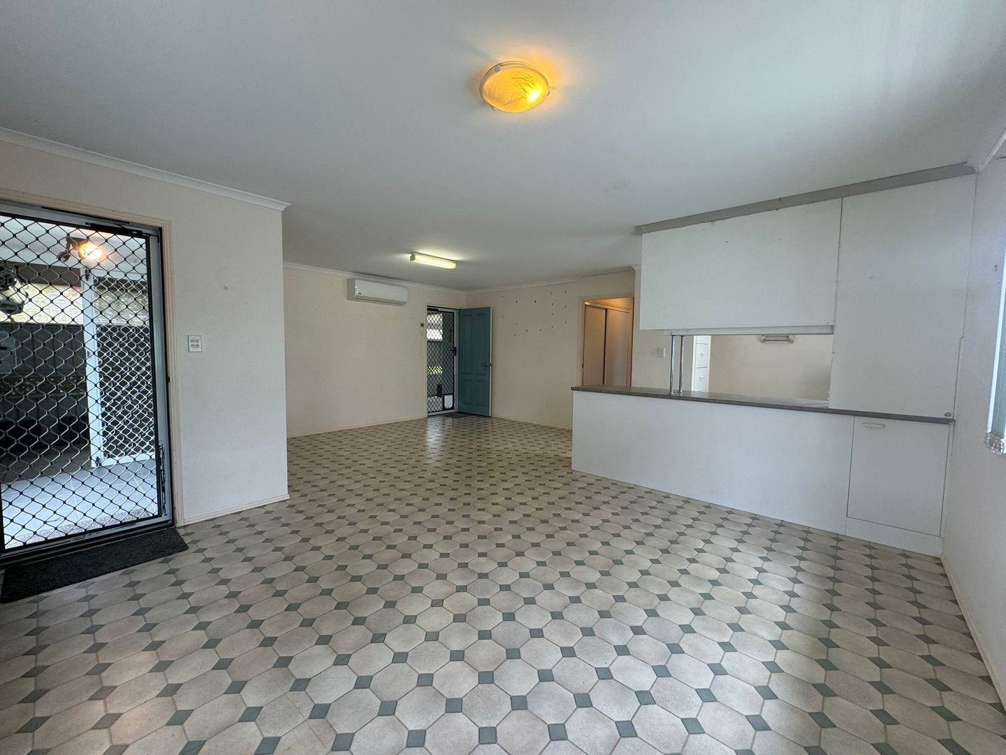 OVER 50'S LIFESTYLE LIVING - GATED COMPLEX