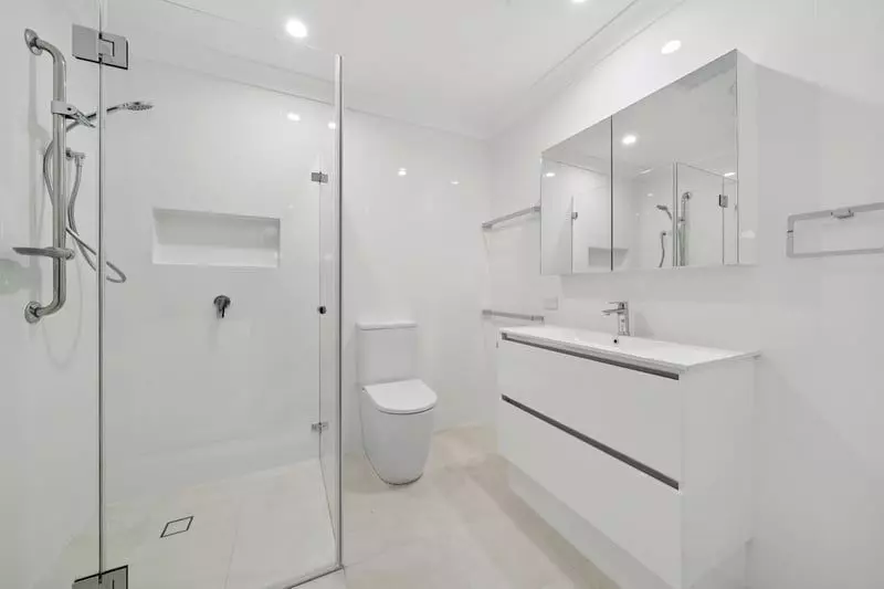 Brand New Relaxed Living in a Beautifully Updated Villa