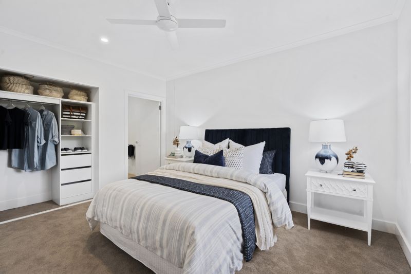 Top Level Spacious 2-bedroom Apartment