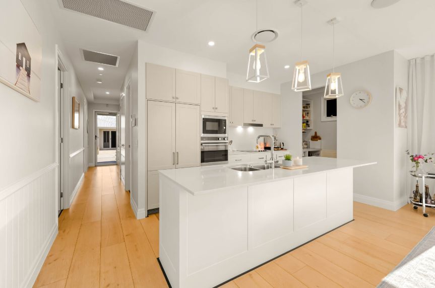 Premiere Home In Premiere Village