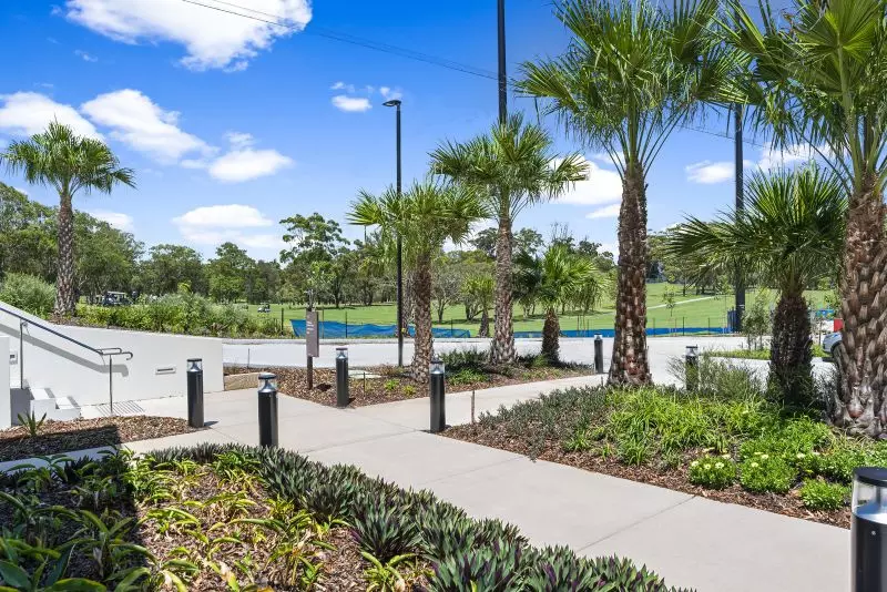 Top Floor Golf Course Views