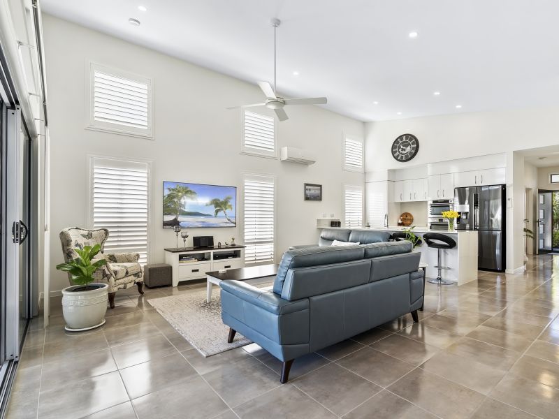 Site 63 - Established Heron