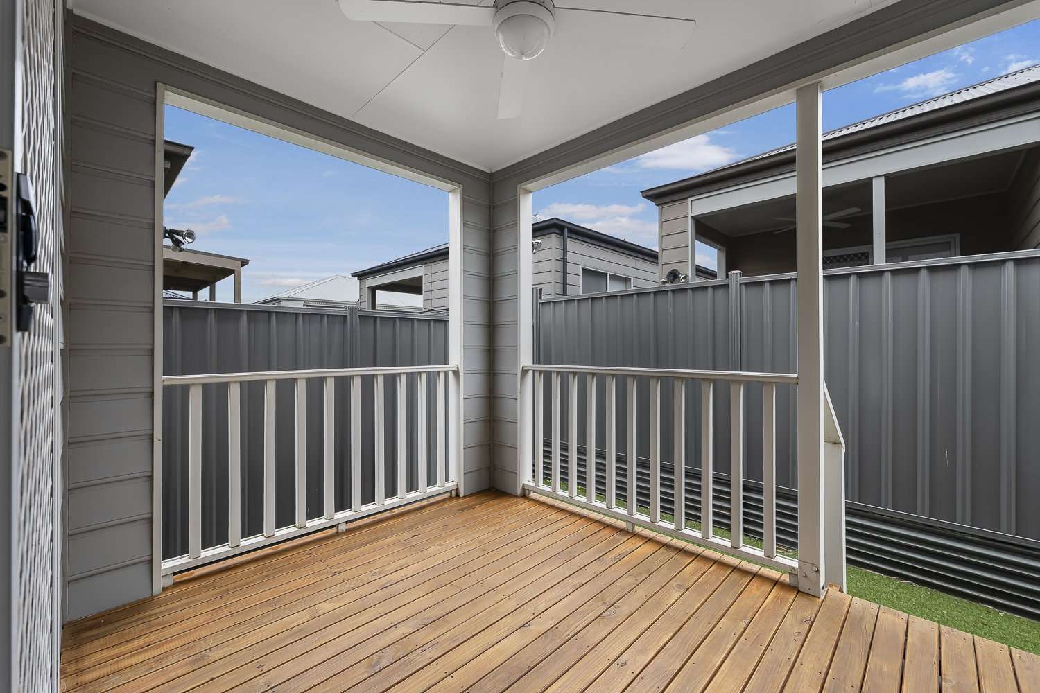 Lifestyle Communities Lyndarum - Front row to the good life