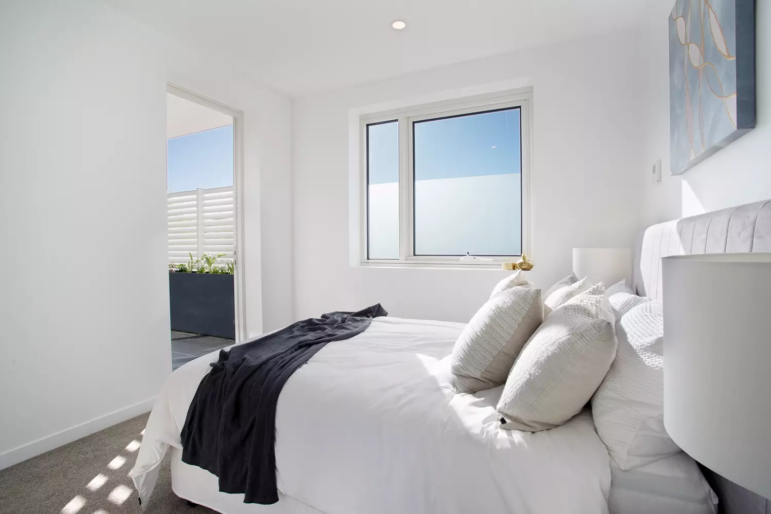  Stylish & Spacious in The Perfect Locale!