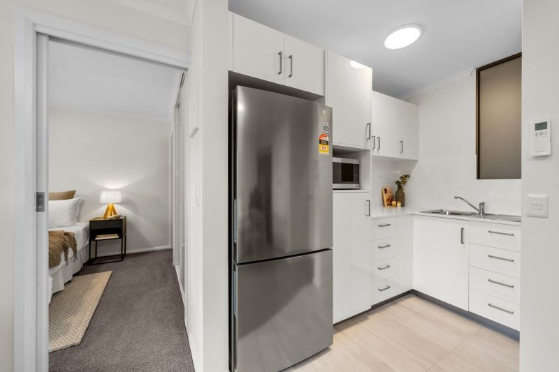 Apartment with lovely views of the surrounding gardens