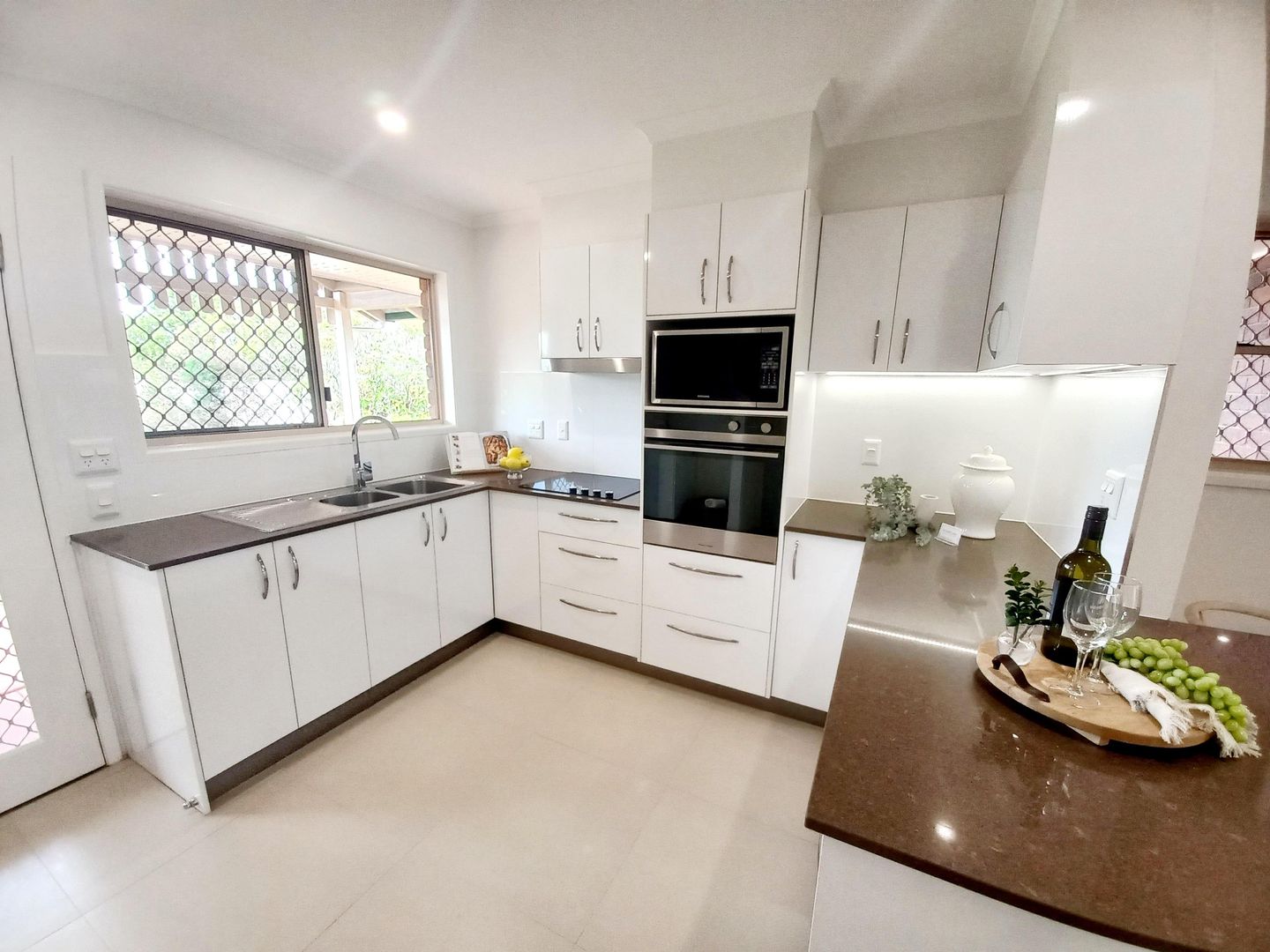 Light Filled and Inviting Home - Unit 3