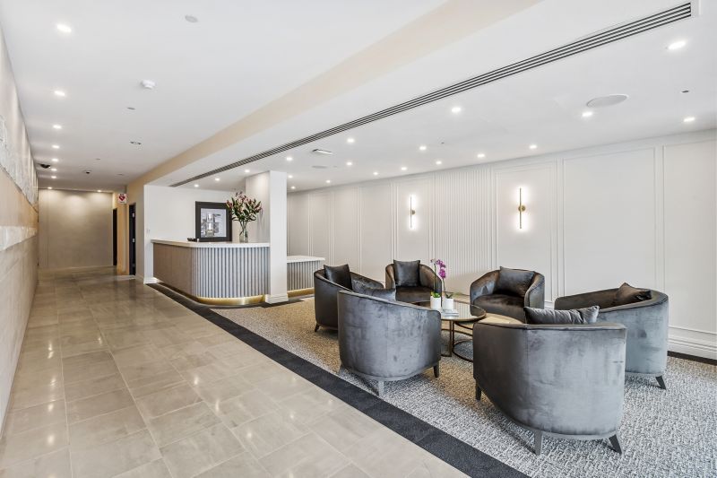 Spacious, north facing 2 bedroom apartment!