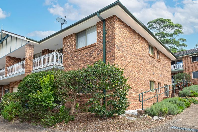 Elegant Downsizing Opportunity in a Nature-Inspired Setting