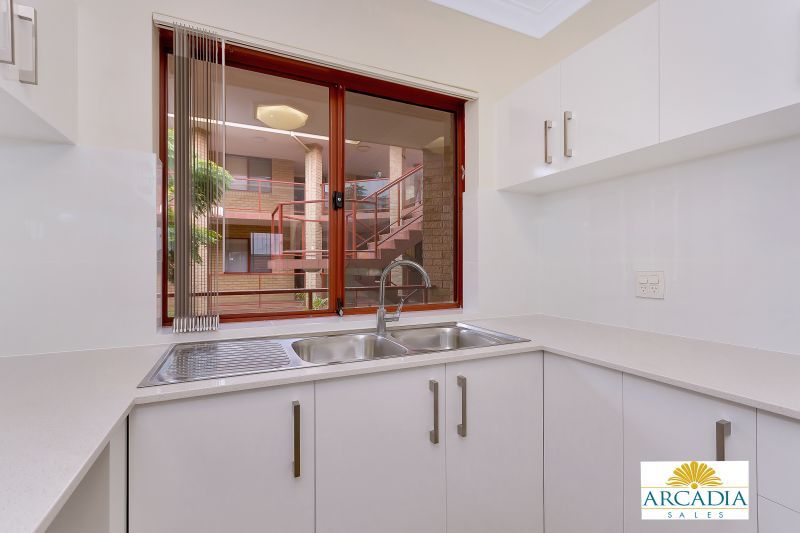 ARCADIA WATERS BICTON - Say Hello to your New Home...