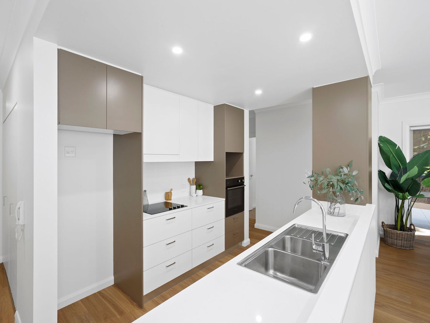 156/226 Windsor Road, Winston Hills