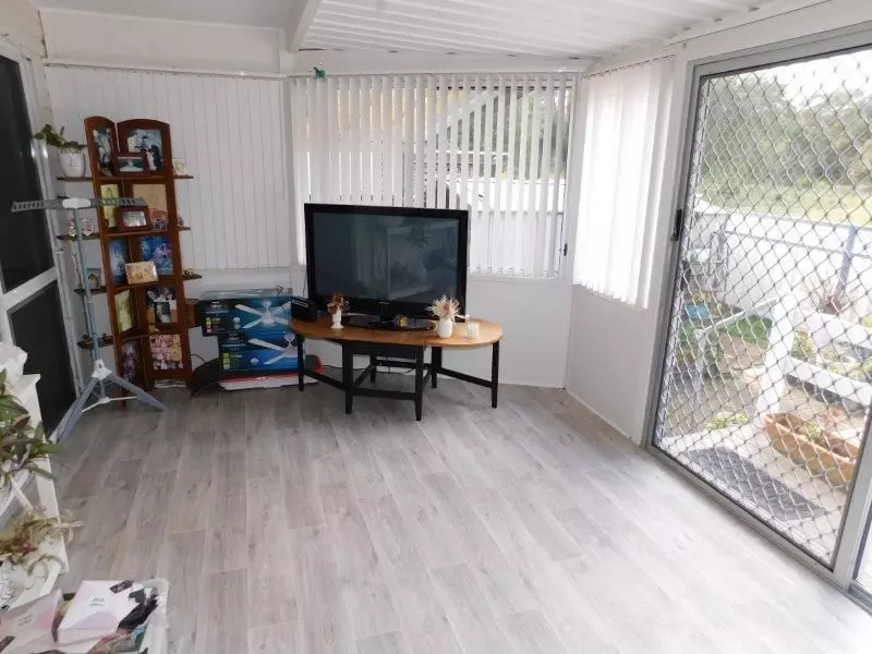 397 (Pre-loved) Bayway Village