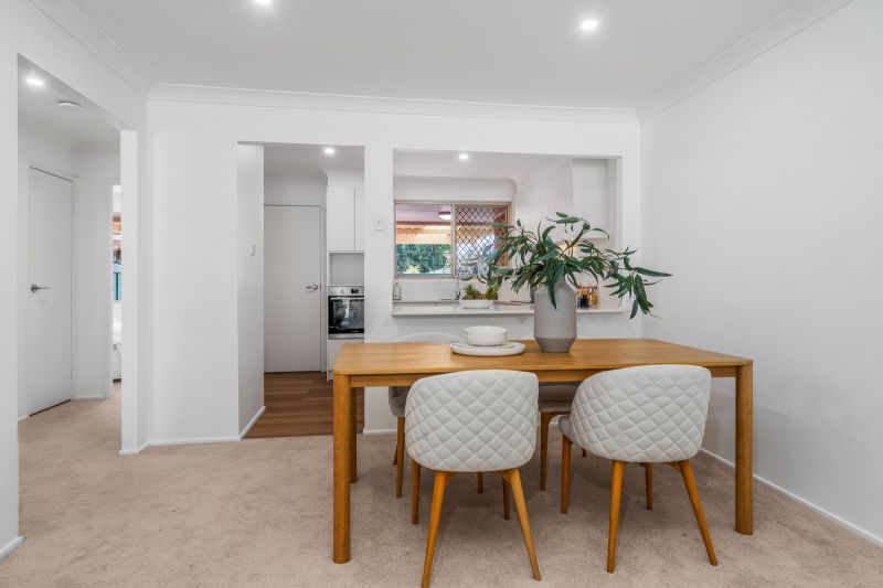 Warm & inviting home!