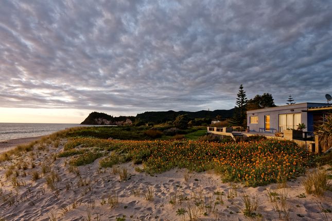 Thinking of retiring to your favourite holiday spot? These six tips will help you decide if it's the right move