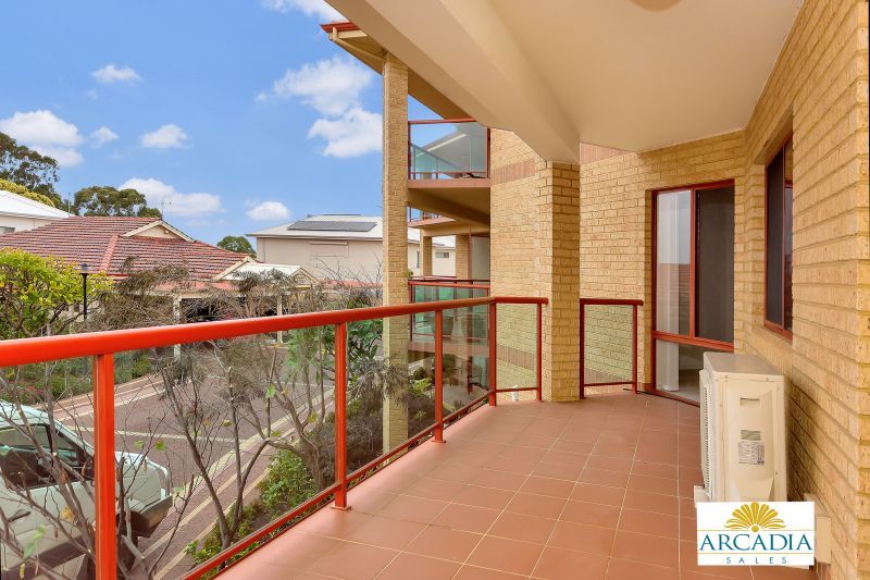 ARCADIA WATERS BICTON - Say Hello to your New Home...