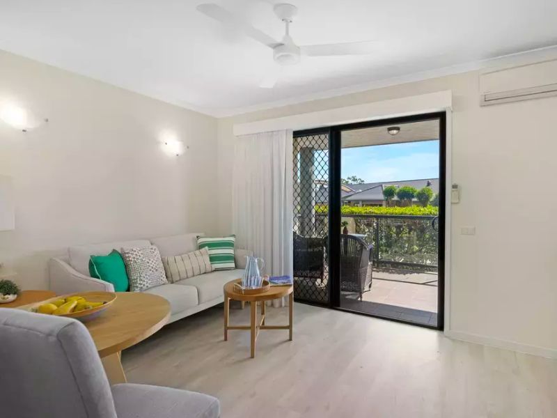 Aveo Ocean View Studio 16 : North Facing Studio with Private Balcony