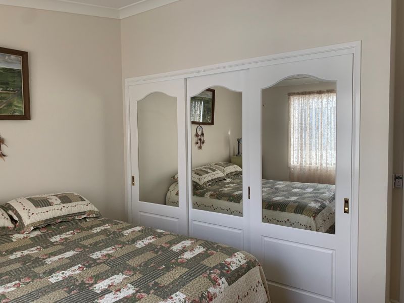 Jettys by the Lake - site 19