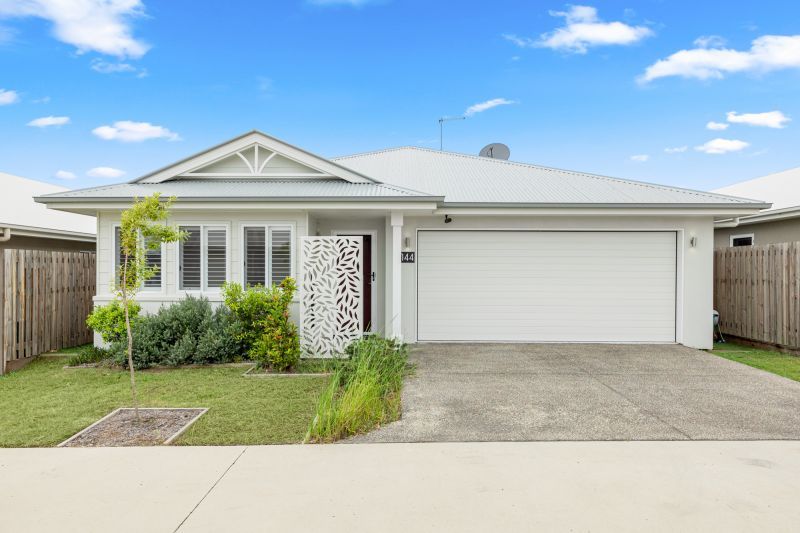 Modern Three Bedroom Residence