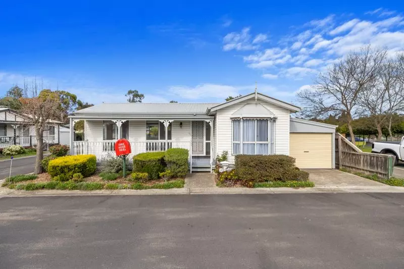 Quiet Home Neighbouring Parklands