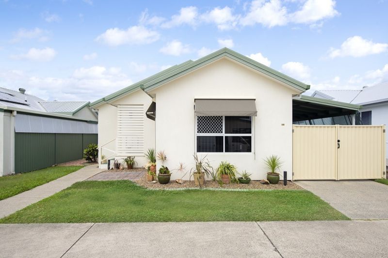 Move in Ready 2-bedroom home!