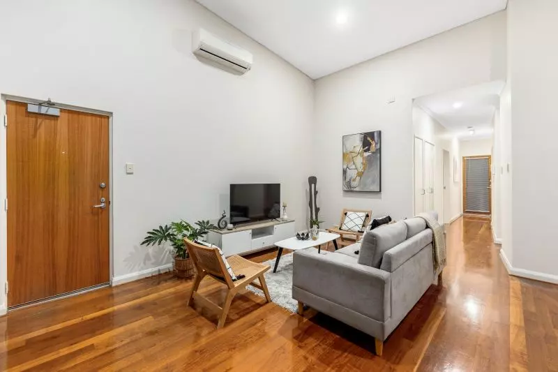 Modern Living in Prime Location!