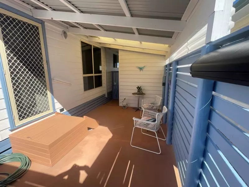 IMMACULATE CORNER BLOCK